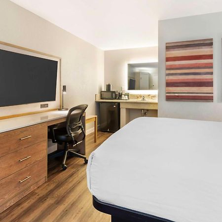 Best Western Plus Rancho Cordova Inn Екстер'єр фото