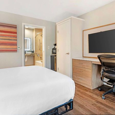 Best Western Plus Rancho Cordova Inn Екстер'єр фото
