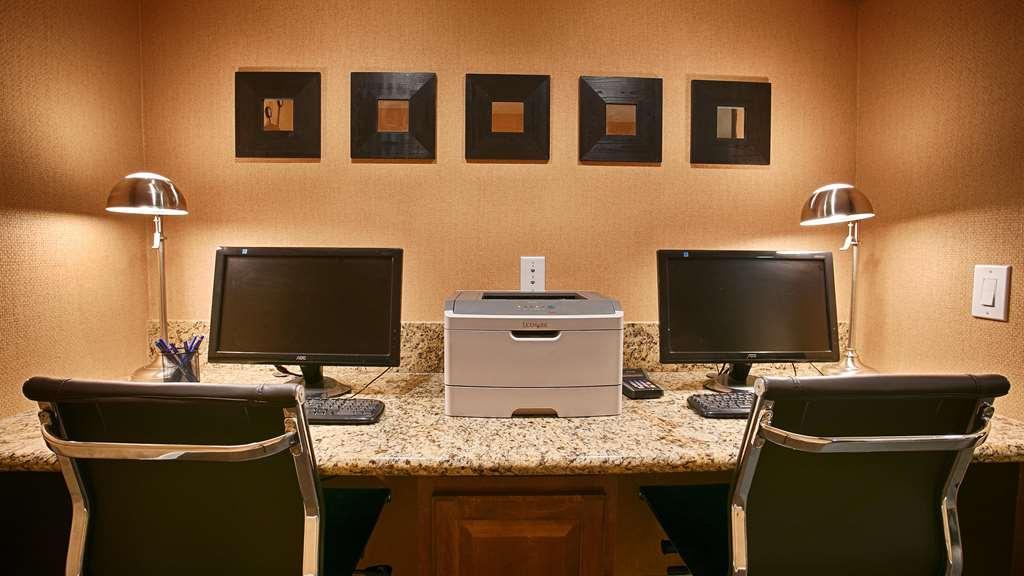 Best Western Plus Rancho Cordova Inn Зручності фото