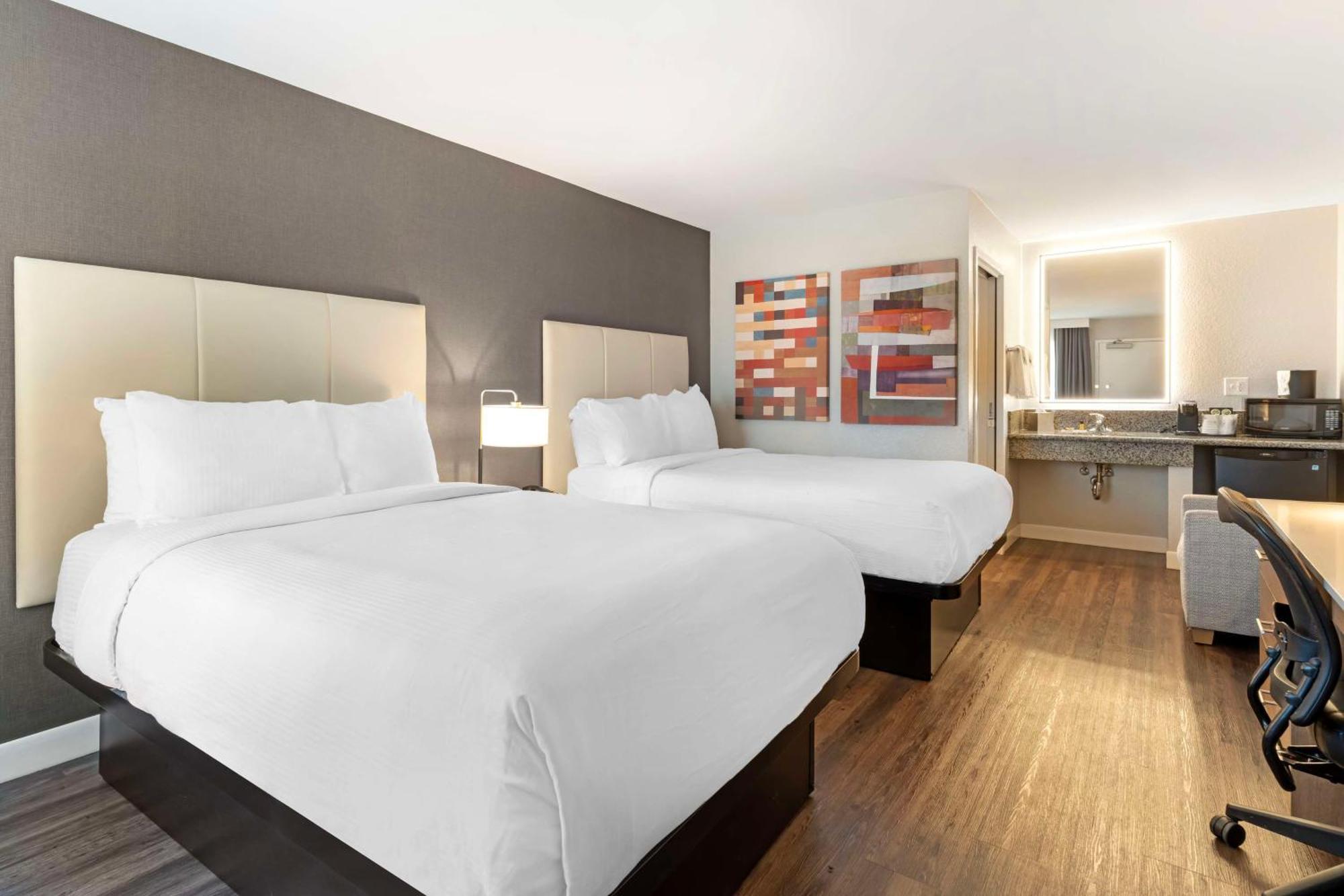 Best Western Plus Rancho Cordova Inn Екстер'єр фото