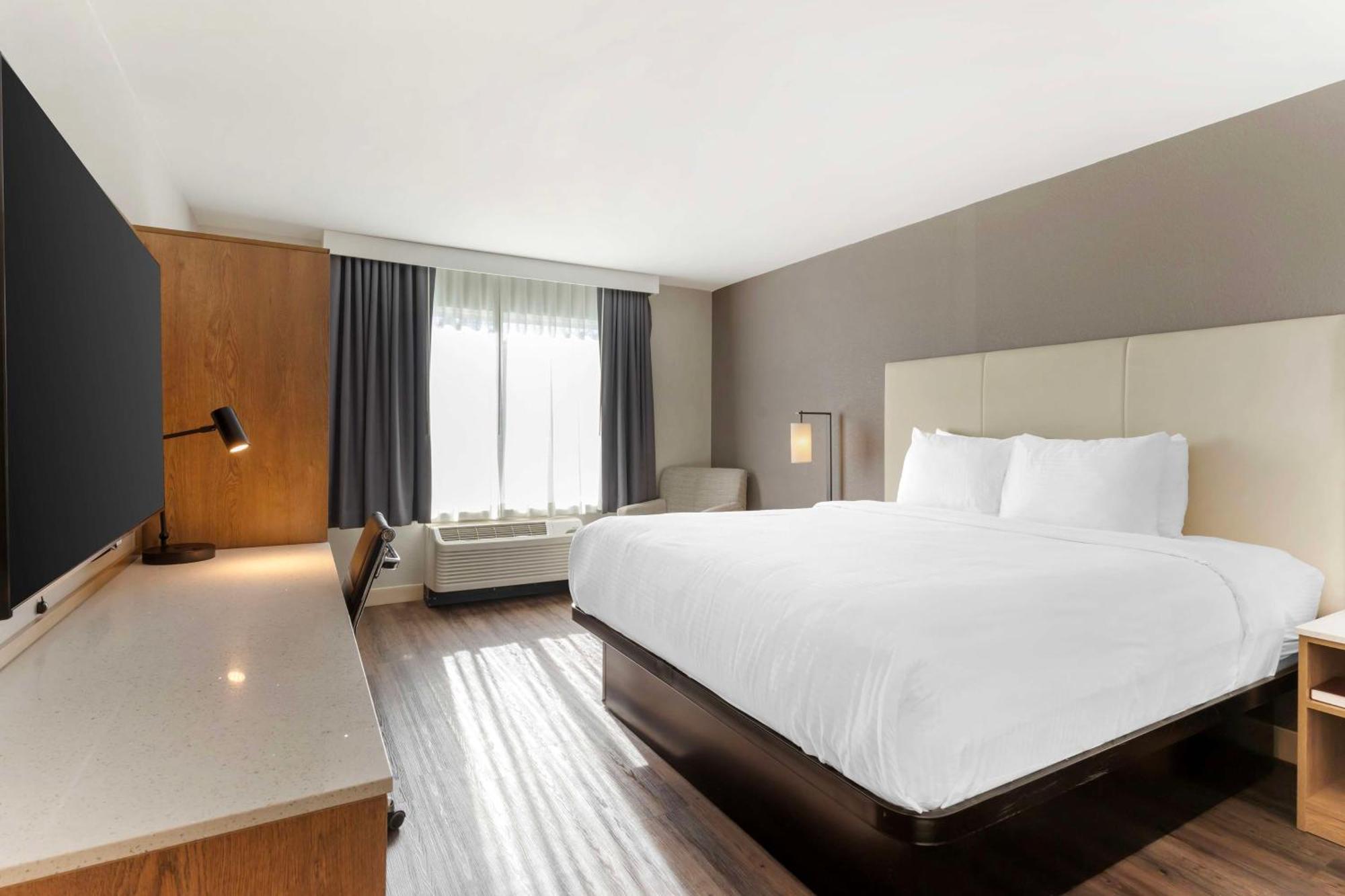 Best Western Plus Rancho Cordova Inn Екстер'єр фото