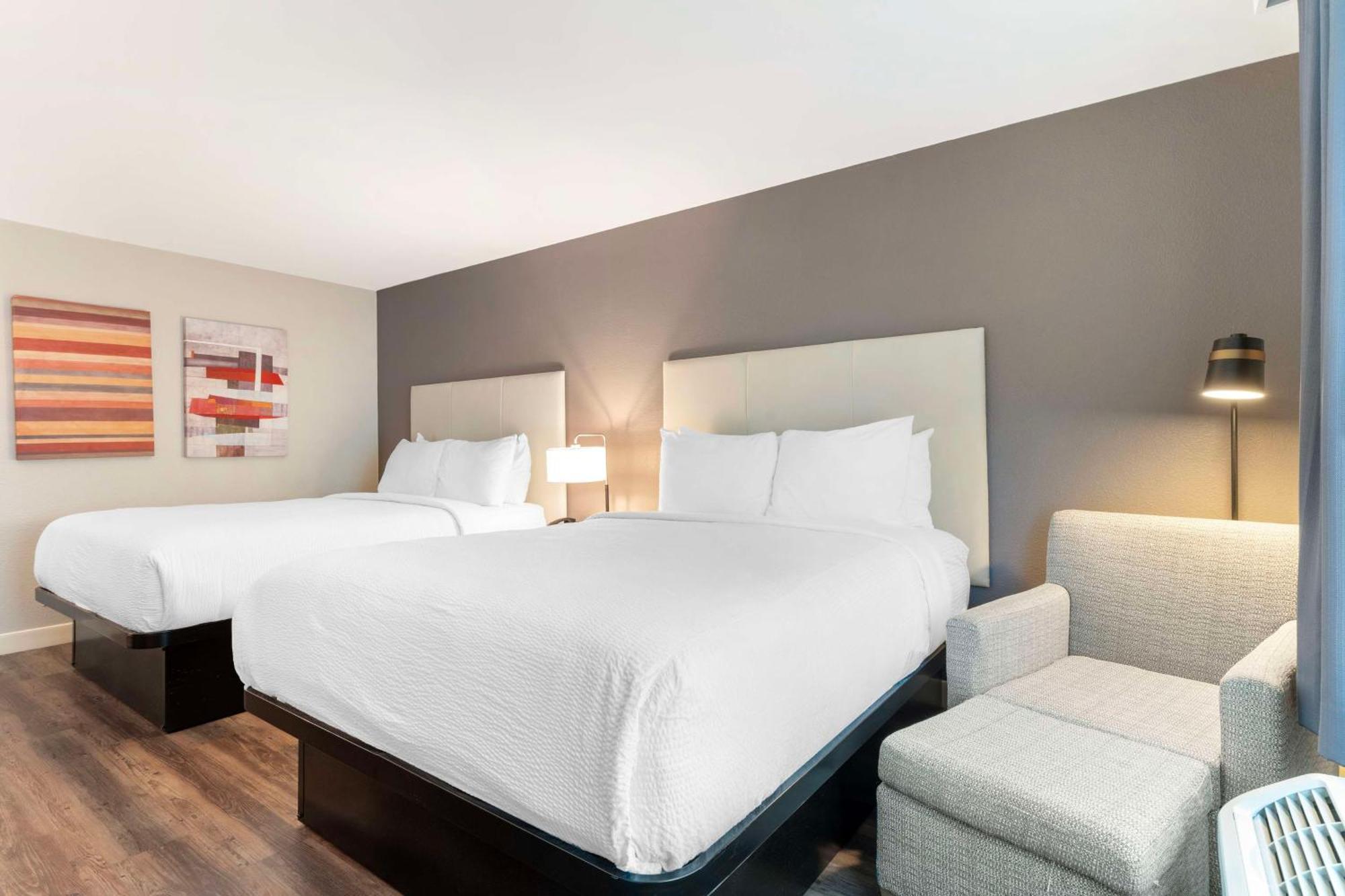 Best Western Plus Rancho Cordova Inn Екстер'єр фото
