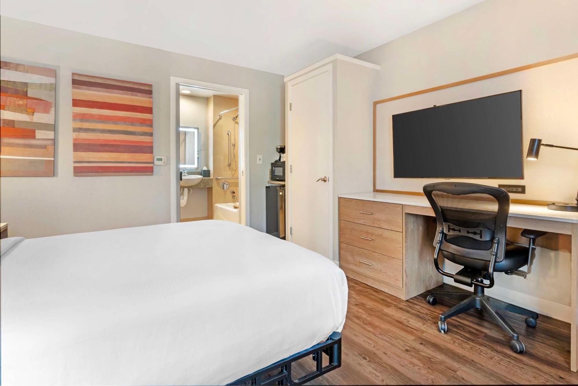 Best Western Plus Rancho Cordova Inn Екстер'єр фото