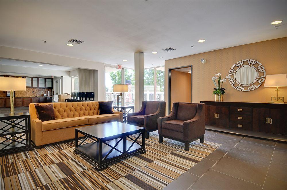 Best Western Plus Rancho Cordova Inn Екстер'єр фото