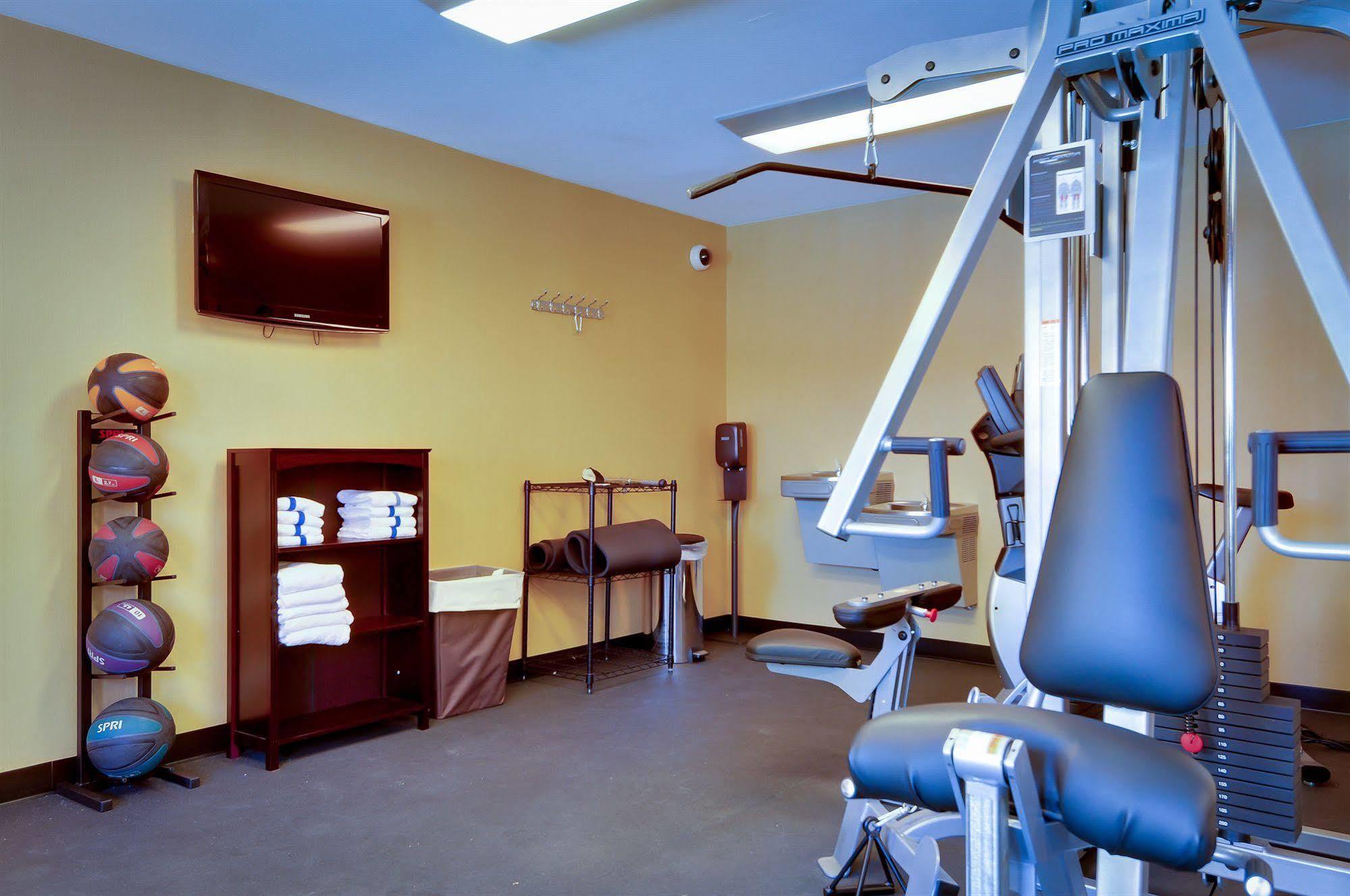 Best Western Plus Rancho Cordova Inn Екстер'єр фото
