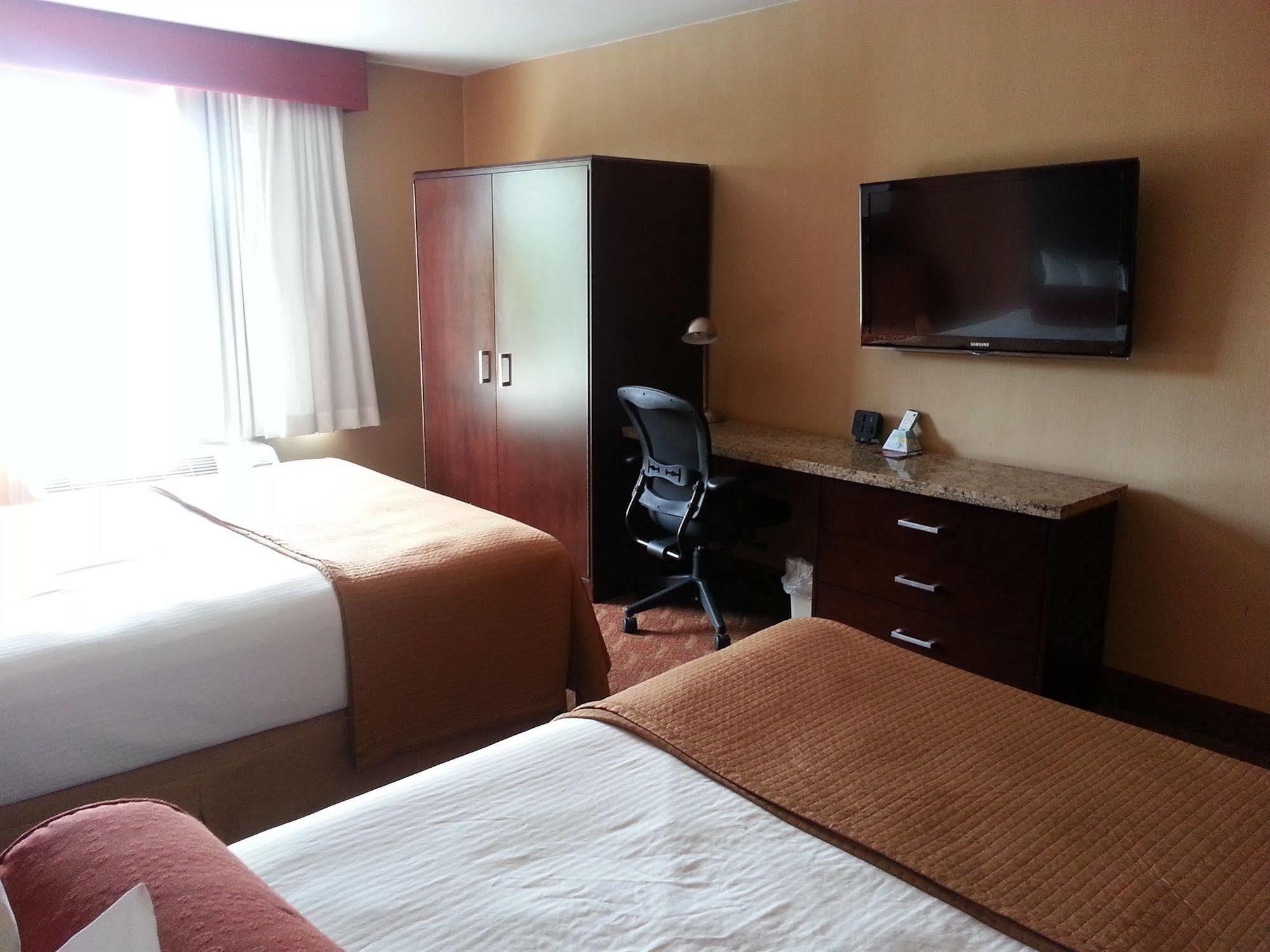 Best Western Plus Rancho Cordova Inn Екстер'єр фото